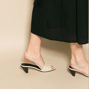 BEHAVIOR LA CREAM - VOS HEELED SANDAL - 10